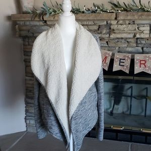 Abercrombie & Fitch Cardigan